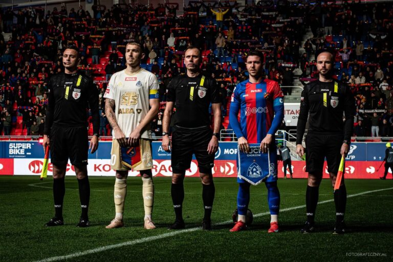 Bez ligowego triumfu od prawie dwóch dekad. Zapowiedź meczu z Ruchem Chorzów